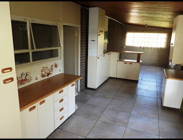 9.30HA FARM FOR SALE IN ZOEKFONTEIN